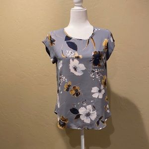 Lily White floral top